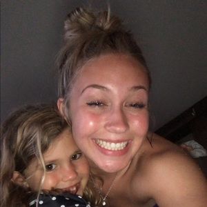 Meet your Posher, Julia